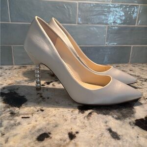 Elegant White Pearl Heel Pumps